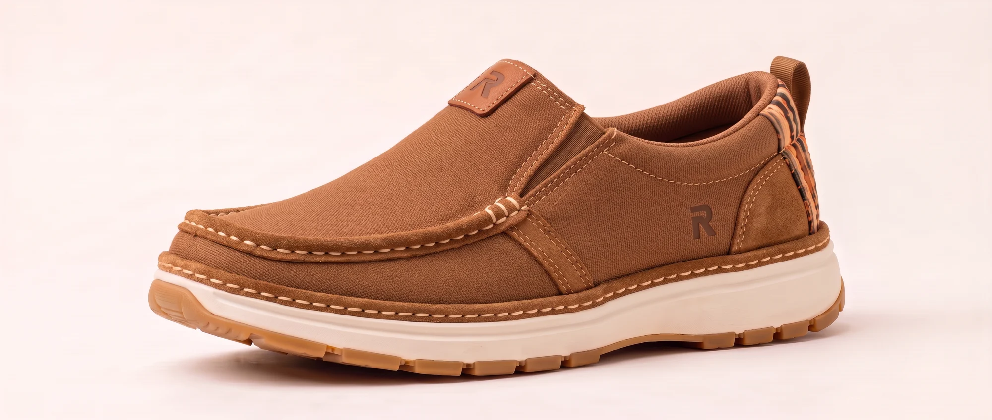 R01 Outeniqua slip-on in Tobacco, three-quarter view